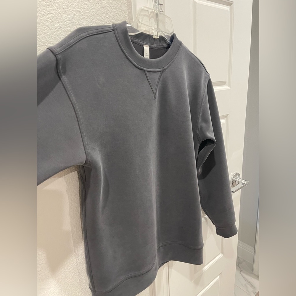 lululemon athletica Gray Sweatshirt - Picture 6 of 9